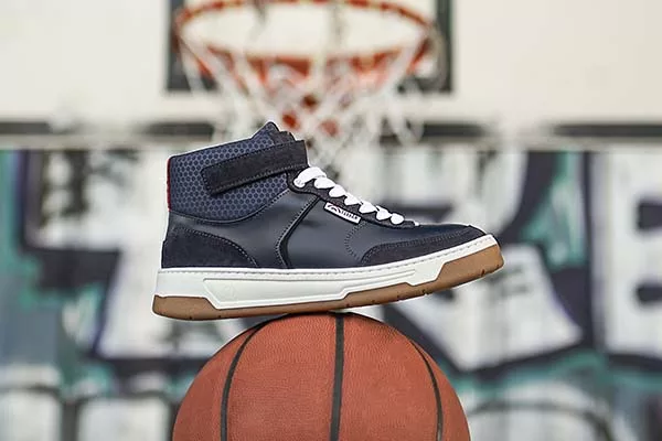 Sneaker High